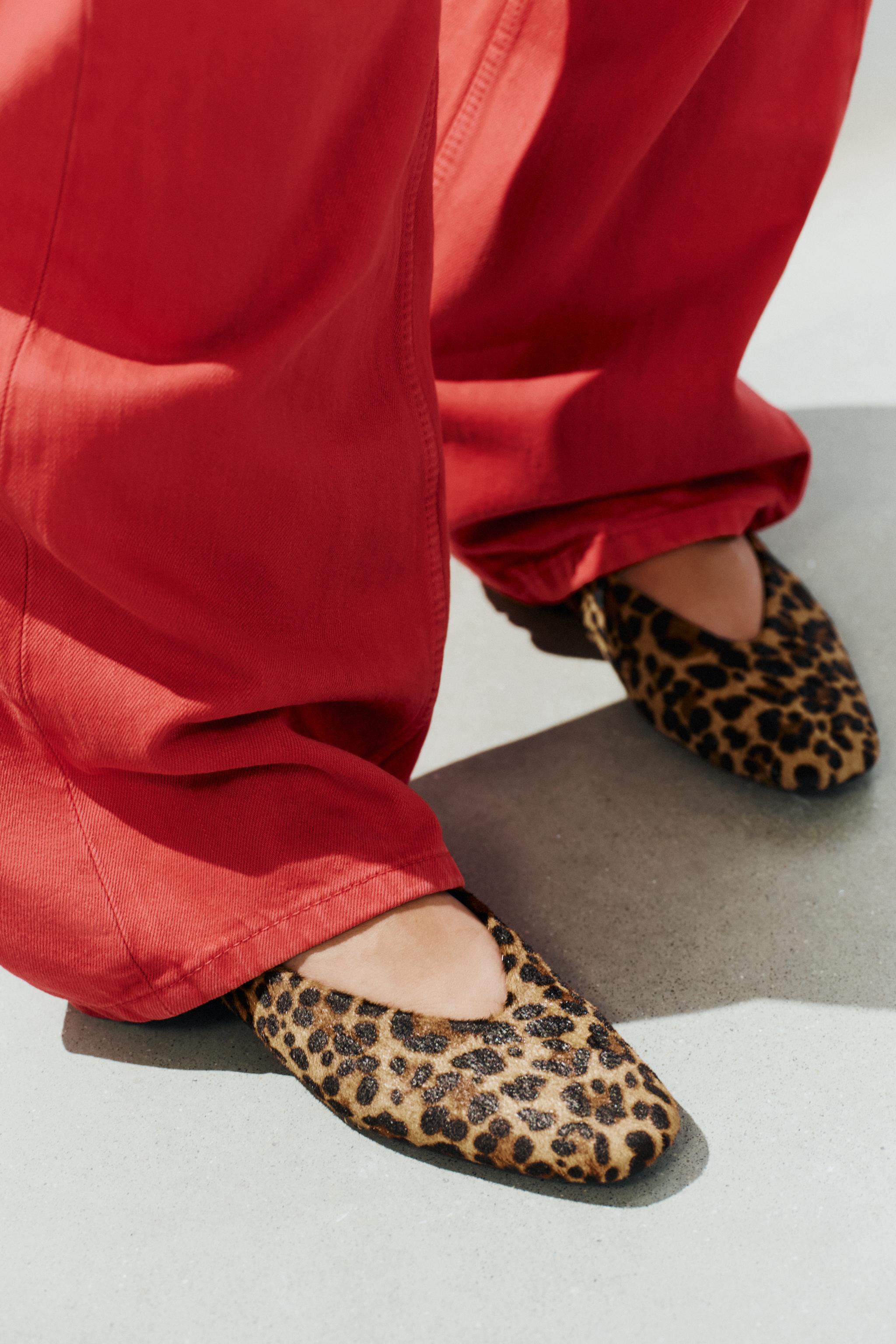 BALLERINES IMPRIMÉES EN CUIR TEXTURÉ